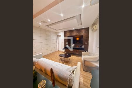 Sala de apartamento à venda com 2 quartos, 107m² em Barra da Tijuca, Rio de Janeiro