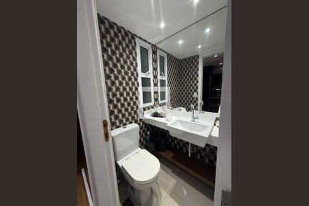 Banheiro de apartamento à venda com 2 quartos, 107m² em Barra da Tijuca, Rio de Janeiro