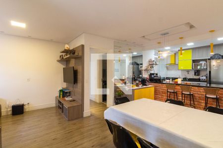 Sala de apartamento para alugar com 2 quartos, 77m² em Vila Pirajussara, São Paulo