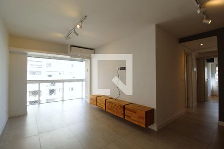 Sala de apartamento à venda com 3 quartos, 95m² em Vila Nova Conceição, São Paulo