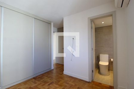 Suíte de apartamento à venda com 3 quartos, 95m² em Vila Nova Conceição, São Paulo