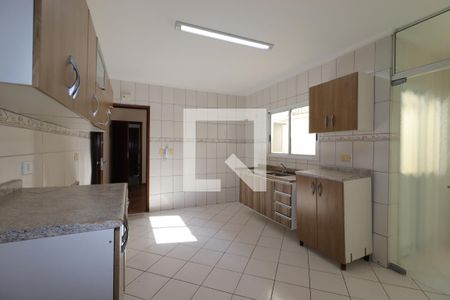 Cozinha de apartamento para alugar com 3 quartos, 84m² em Campestre, Santo André