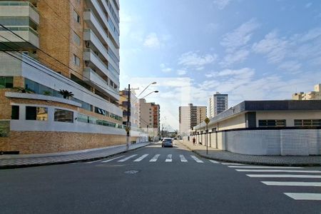 Vista da Rua de apartamento para alugar com 3 quartos, 95m² em Vila Tupi, Praia Grande