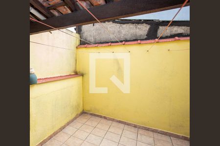 Quintal de casa à venda com 3 quartos, 100m² em Centro, Diadema