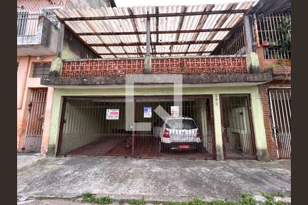 Fachada de casa à venda com 4 quartos, 180m² em Jardim Maracana, São Paulo
