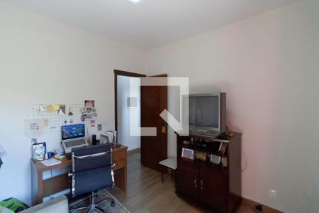 Quarto 2 de casa à venda com 3 quartos, 222m² em Alto Caiçaras, Belo Horizonte