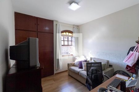 Quarto 2 de casa à venda com 3 quartos, 222m² em Alto Caiçaras, Belo Horizonte