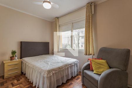 Quarto 1 de apartamento para alugar com 2 quartos, 54m² em Humaitá, Porto Alegre