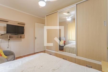 Quarto 1 de apartamento para alugar com 2 quartos, 54m² em Humaitá, Porto Alegre