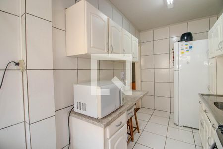 Cozinha e Área de Serviço de apartamento à venda com 2 quartos, 62m² em São Sebastião, Porto Alegre