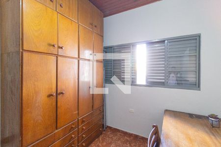 Quarto 2 de casa à venda com 3 quartos, 500m² em Vila Osasco, Osasco