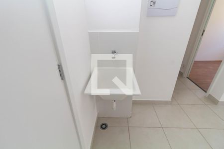 Sala/Cozinha de apartamento para alugar com 2 quartos, 33m² em Colônia (zona Leste), São Paulo