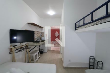 Sala de apartamento para alugar com 1 quarto, 25m² em Jardim Virginia, Guarujá