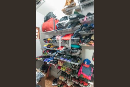 Closet do quarto 1 de casa à venda com 3 quartos, 480m² em Parque Via Norte, Campinas