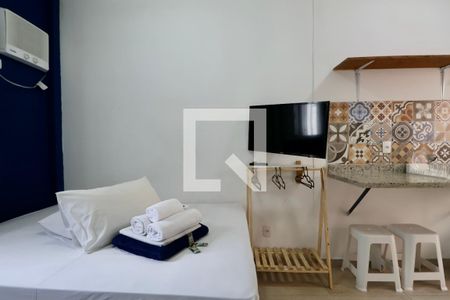 Sala/Quarto de apartamento para alugar com 1 quarto, 20m² em Jardim Virginia, Guarujá