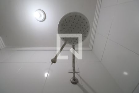 Banheiro Social de apartamento para alugar com 1 quarto, 20m² em Jardim Virginia, Guarujá