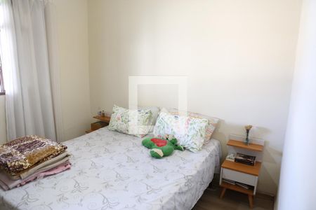 Quarto 2 de casa à venda com 2 quartos, 98m² em Flávio Marques Lisboa, Belo Horizonte