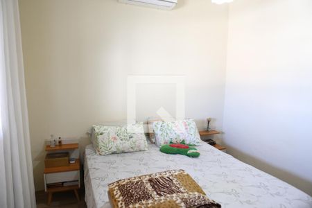 Quarto 2 de casa à venda com 2 quartos, 98m² em Flávio Marques Lisboa, Belo Horizonte