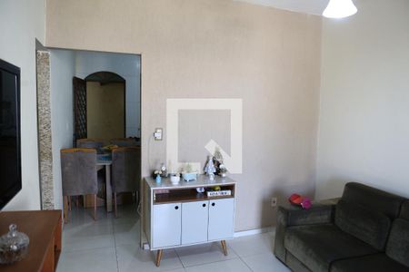 Sala de casa à venda com 2 quartos, 98m² em Flávio Marques Lisboa, Belo Horizonte