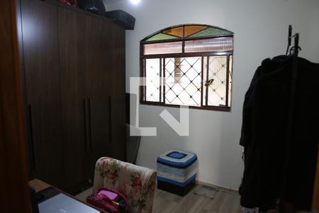 Quarto 1 de casa à venda com 2 quartos, 98m² em Flávio Marques Lisboa, Belo Horizonte