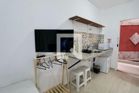 Sala/Quarto de apartamento para alugar com 1 quarto, 20m² em Jardim Virginia, Guarujá