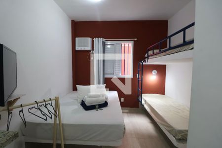 Sala de apartamento para alugar com 1 quarto, 20m² em Jardim Virginia, Guarujá