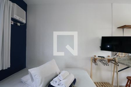 Sala de apartamento para alugar com 1 quarto, 20m² em Jardim Virginia, Guarujá