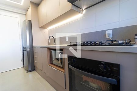 Cozinha de apartamento à venda com 2 quartos, 46m² em Jardim São Vicente, Campinas
