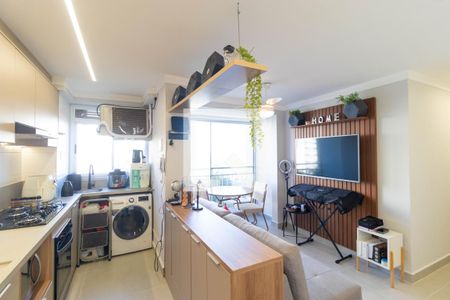 Cozinha de apartamento à venda com 2 quartos, 46m² em Jardim São Vicente, Campinas
