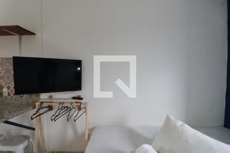 Sala de apartamento para alugar com 1 quarto, 20m² em Jardim Virginia, Guarujá