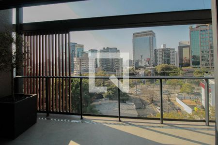 Sacada de apartamento à venda com 3 quartos, 170m² em Petrópolis, Porto Alegre