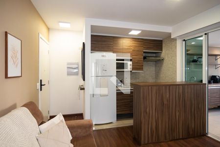 Sala/Cozinha de apartamento para alugar com 2 quartos, 64m² em Bela Vista, São Paulo