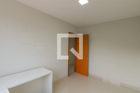 Quarto de apartamento à venda com 3 quartos, 165m² em Itapoã, Belo Horizonte