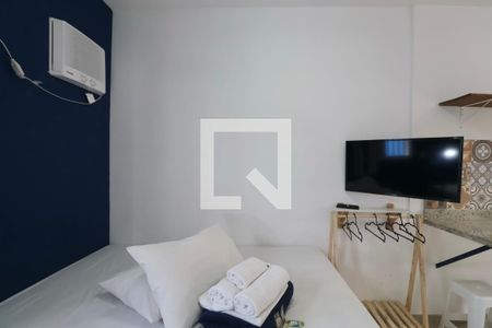 Sala de apartamento para alugar com 1 quarto, 25m² em Jardim Virginia, Guarujá