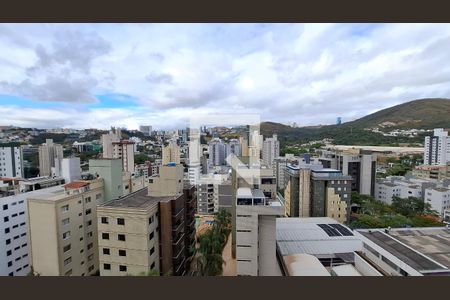 Sala de apartamento para alugar com 3 quartos, 110m² em Buritis, Belo Horizonte