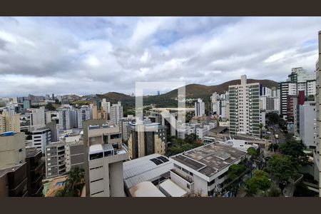 Sala de apartamento para alugar com 3 quartos, 110m² em Buritis, Belo Horizonte