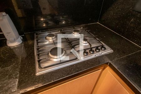 Cozinha de apartamento à venda com 1 quarto, 60m² em Itaim Bibi, São Paulo