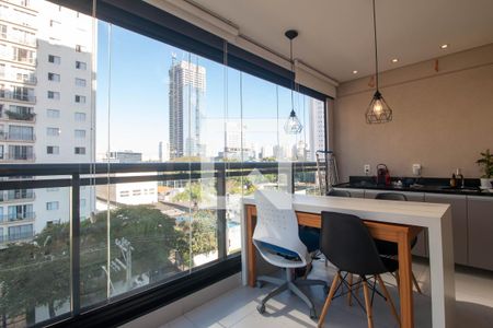 Varanda de apartamento à venda com 1 quarto, 51m² em Chácara Santo Antônio (zona Sul), São Paulo