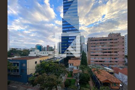 Vista de apartamento à venda com 4 quartos, 200m² em Lourdes, Belo Horizonte