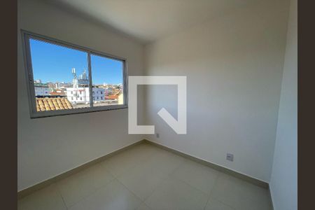 Apartamento à venda com 3 quartos, 80m² em Araguaia, Belo Horizonte