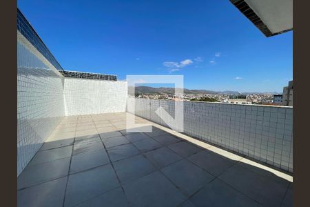 Apartamento à venda com 2 quartos, 120m² em Araguaia, Belo Horizonte