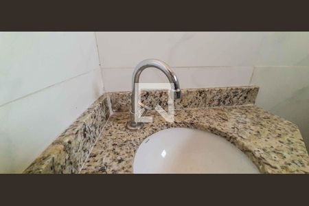 Banheiro de kitnet/studio para alugar com 1 quarto, 25m² em Vila Yolanda, Osasco