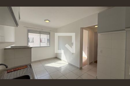 Sala/Cozinha de apartamento à venda com 2 quartos, 34m² em Sacomã, São Paulo