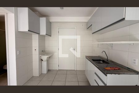 Sala/Cozinha de apartamento à venda com 2 quartos, 34m² em Sacomã, São Paulo