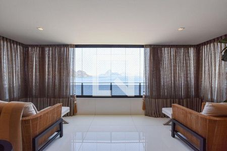 Apartamento à venda com 5 quartos, 500m² em Icaraí, Niterói