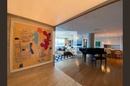 Apartamento à venda com 4 quartos, 427m² em Icaraí, Niterói