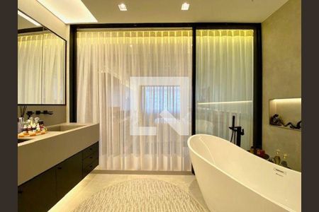 Apartamento à venda com 4 quartos, 427m² em Icaraí, Niterói