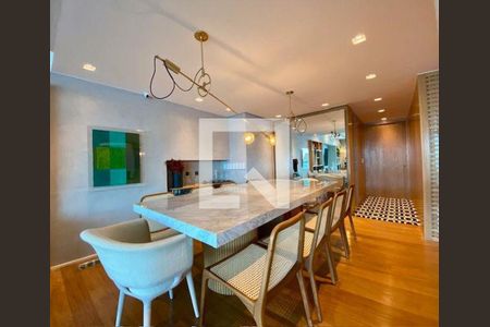 Apartamento à venda com 4 quartos, 427m² em Icaraí, Niterói