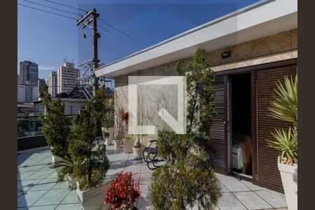 Casa à venda com 3 quartos, 250m² em Vila Gumercindo, São Paulo