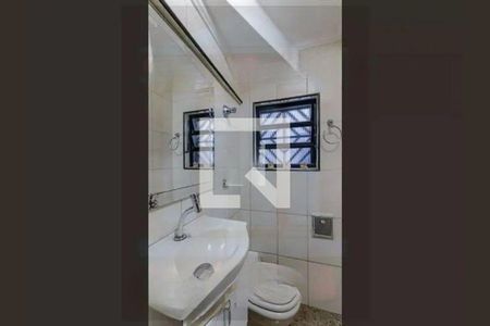 Casa à venda com 3 quartos, 250m² em Vila Gumercindo, São Paulo